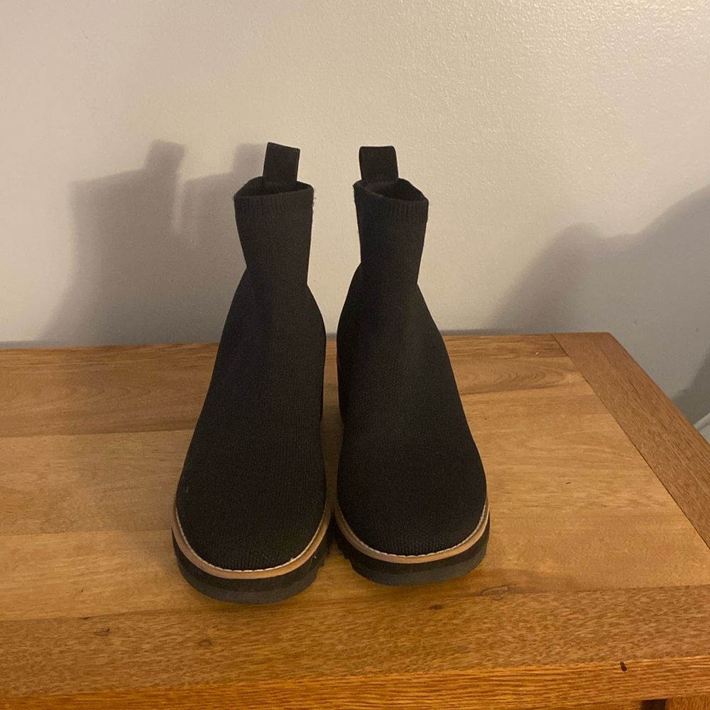 Eileen Fisher ankle boot